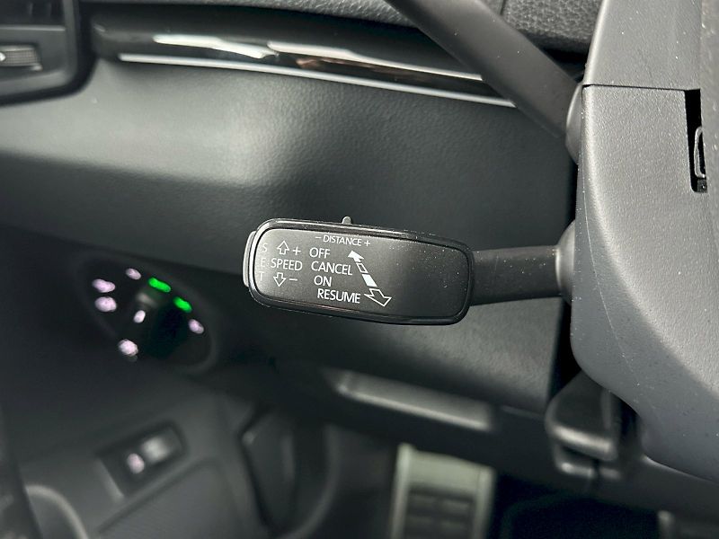 Škoda Karoq (2025) DSG 1.5TSI 110kW SportLine - fotka 24 z 32
