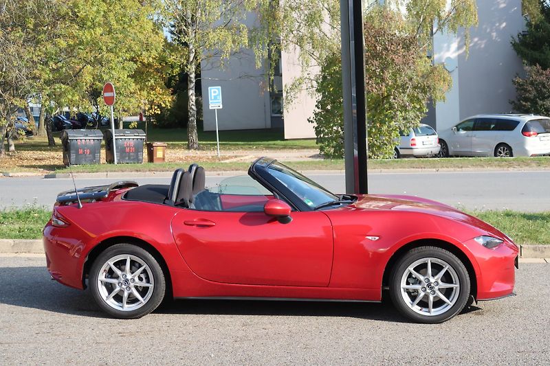 Mazda MX-5 1,5 G130 Centr-Line, kam.,temp - fotka 8 z 32