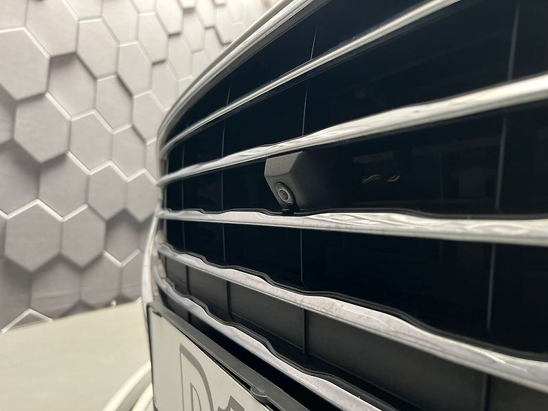 Ford Galaxy 2.0 EcoBlue Titanium 140 kW - fotka 37 z 50