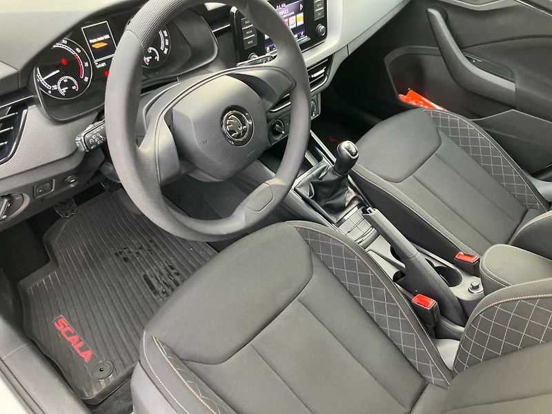 Škoda Scala (2022) 1.0TSI 70kW AMBITION NOVÉ V ČR - fotka 19 z 25