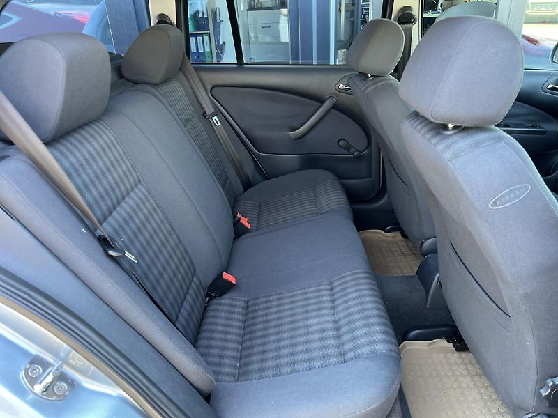 Škoda Octavia 1.9TDi 81kw ALU KLIMA - fotka 22 z 34