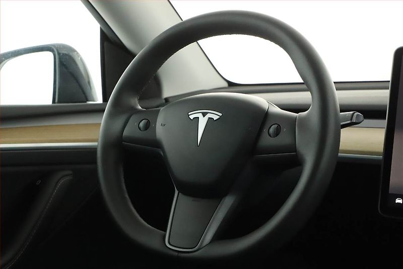 Tesla Model Y (2023) Long Range AWD 79kWh, SoH 92% - fotka 22 z 29