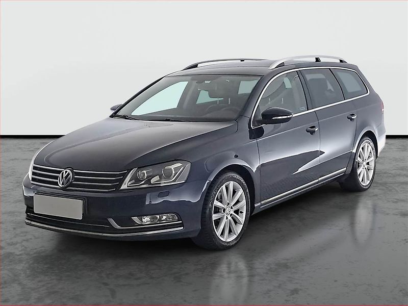 Volkswagen Passat (2014) 2.0 TDI, Automat, Xenony - fotka 2 z 17