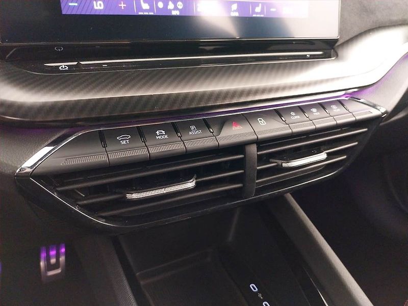 Škoda Octavia (2021) 2.0 TDI - fotka 17 z 23