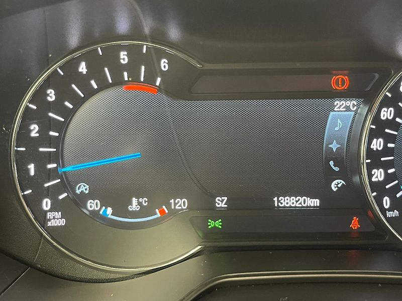 Ford Mondeo 2.0 EB Titanium manuál - fotka 61 z 69