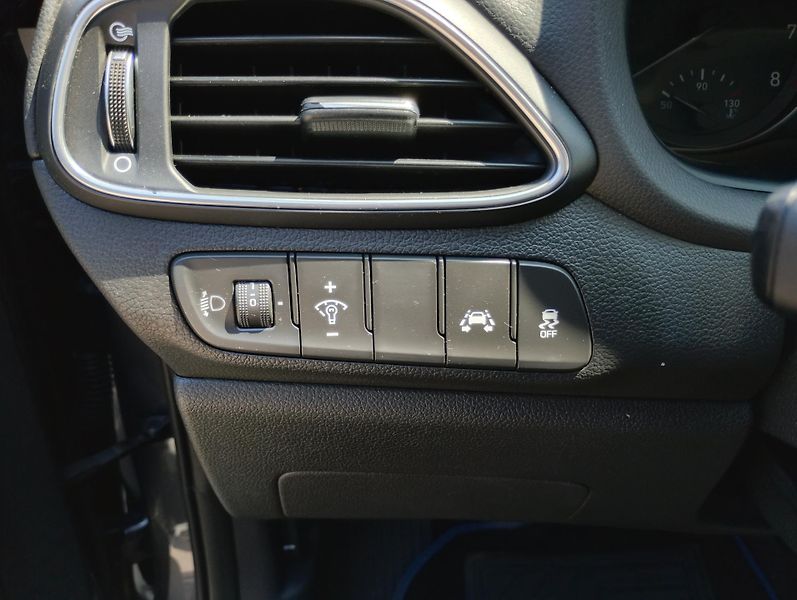 Hyundai i30 1.0 T-GDI - fotka 20 z 22