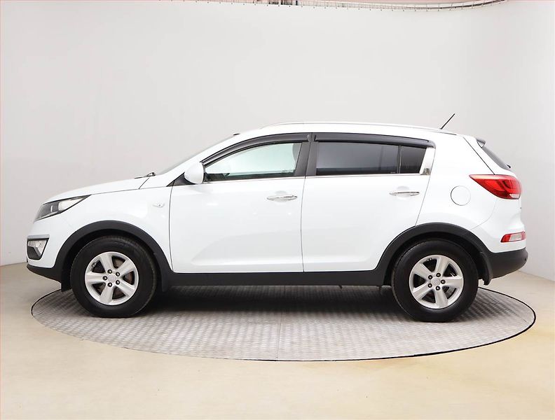 Kia Sportage (2015) 1.6 GDI, Navi, Tempomat - fotka 3 z 18
