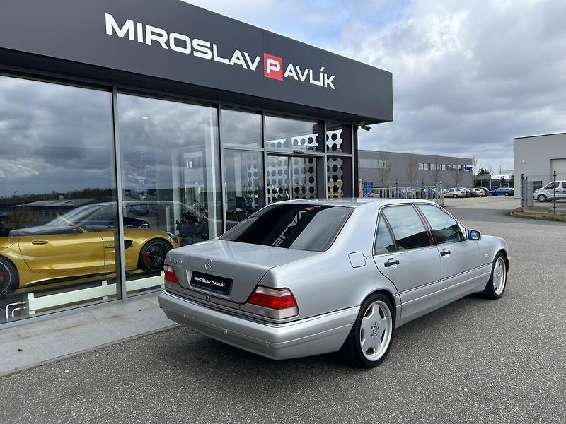Mercedes-Benz Třídy S S 600 L V12 - fotka 5 z 33