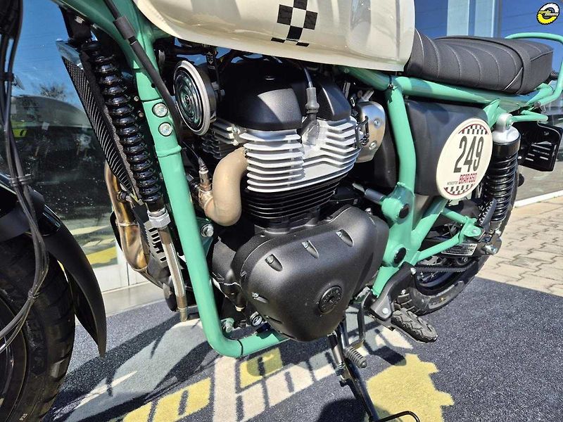 Royal Enfield Interceptor 650 (2026) Interceptor BEAR 650 - fotka 14 z 85