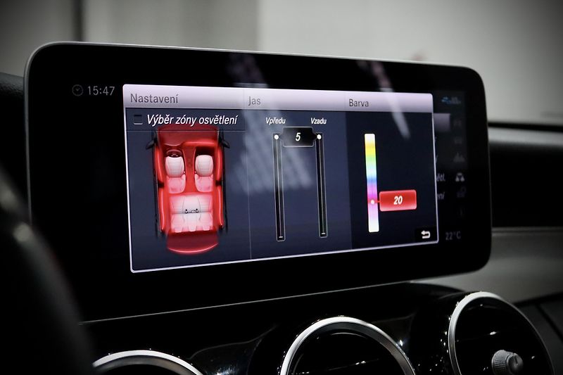 Mercedes-Benz Třídy C 180 T 115 kW 9G-Tronic - fotka 31 z 41