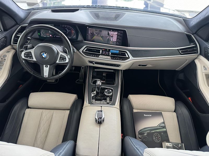BMW X7 (2022) xDrive 40d M Sports - fotka 10 z 42