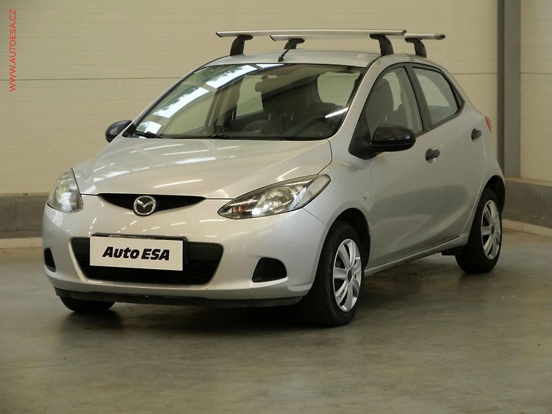 Mazda 2 (2008) 1.3 i, ČR, AC - fotka 3 z 17