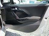 Peugeot 208 1.2i Klima, Navi - náhled 21