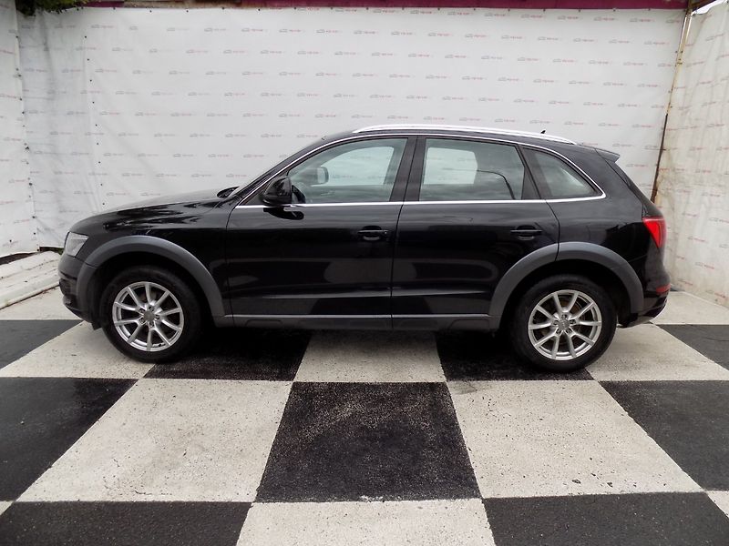 Audi Q5 (2010) 2.0TDI/4x4/Bi-xenon/LED/ - fotka 2 z 38