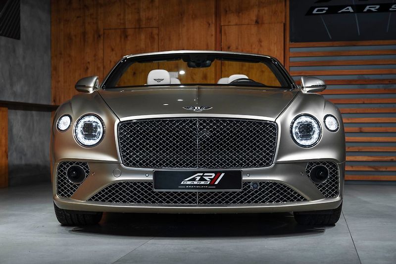 Bentley Continental GTC V8, MULLINER, NAIM, NOČNÉ VIDE - fotka 7 z 24