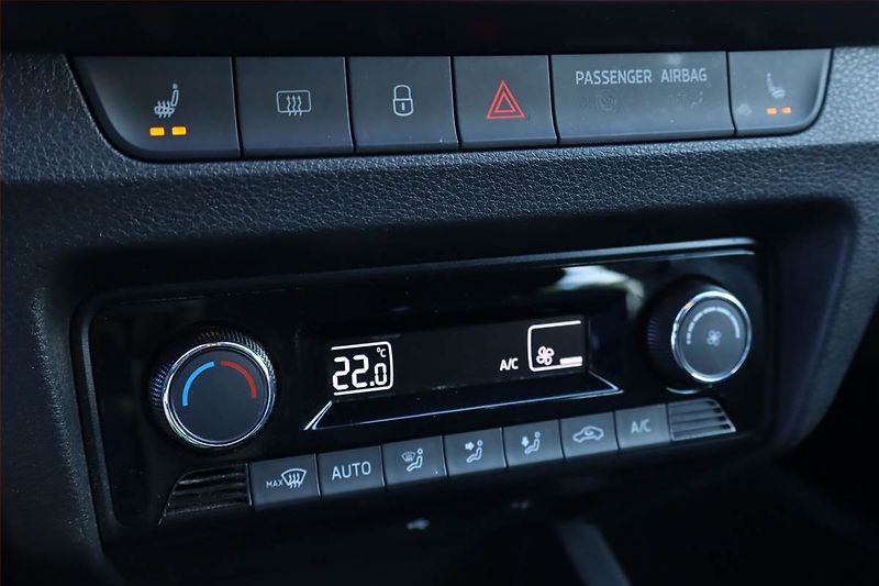 Škoda Fabia (2020) 1.0 TSI, Serv.kniha, Tempomat - fotka 13 z 23