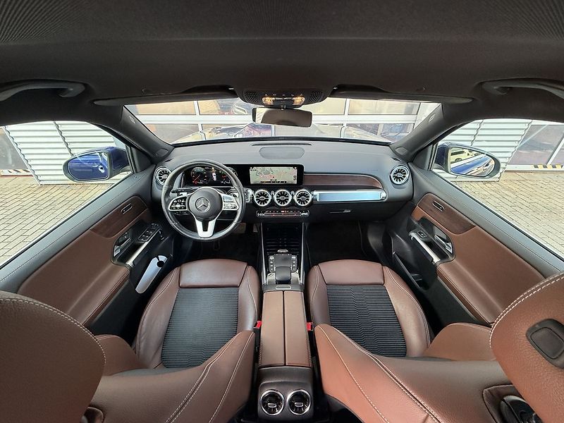 Mercedes-Benz GLB 200 - fotka 16 z 37
