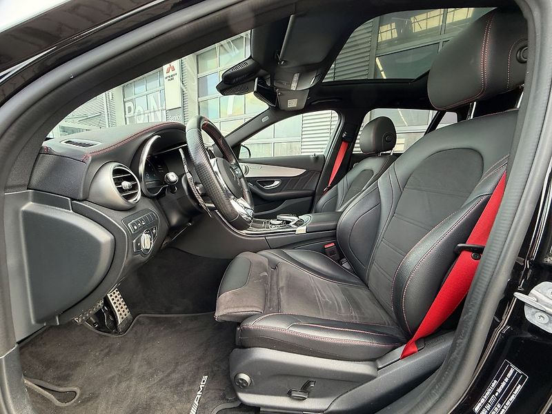 Mercedes-Benz Třídy C C 43 AMG - fotka 15 z 32