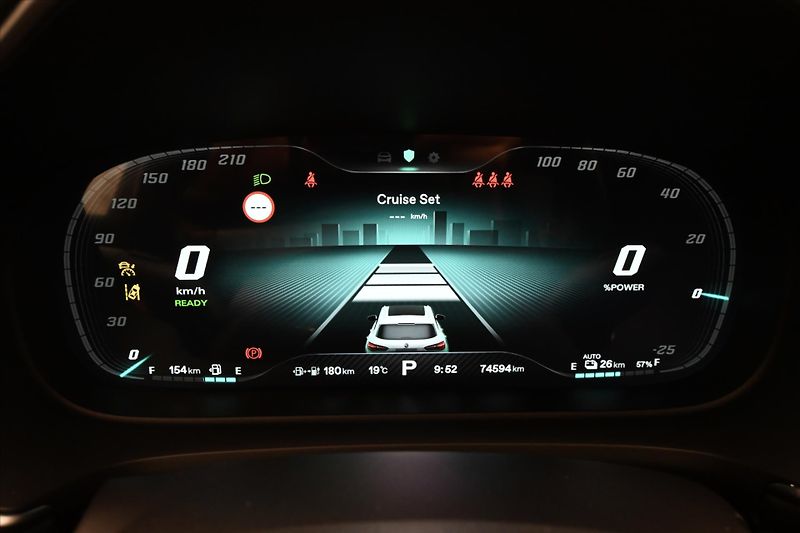 MG EHS 1,5 TGI PHEV 119kW AT Luxury Z - fotka 16 z 32