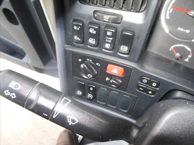 Scania R520, V8, Retarder - fotka 13 z 21