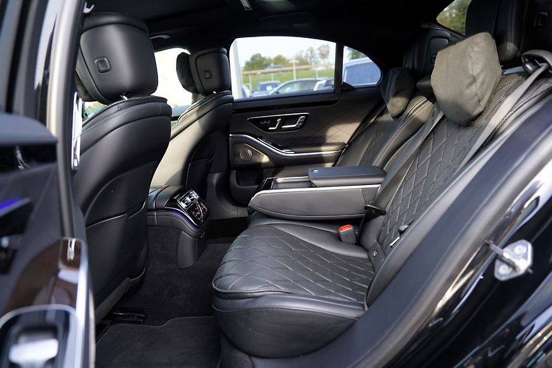 Mercedes-Benz Třídy S S 400d 4Matic/BURM/DPH - fotka 22 z 28