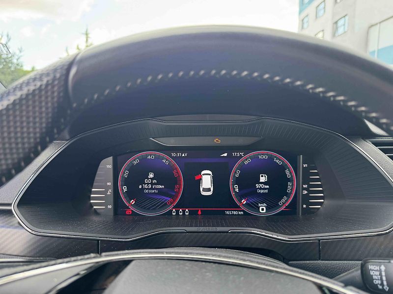Škoda Superb (2023) Sportline 2.0TDI DSG - fotka 9 z 11