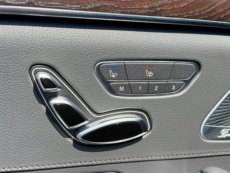 Mercedes-Benz Třídy S (2018) 400 d 4MATIC Long - fotka 18 z 54
