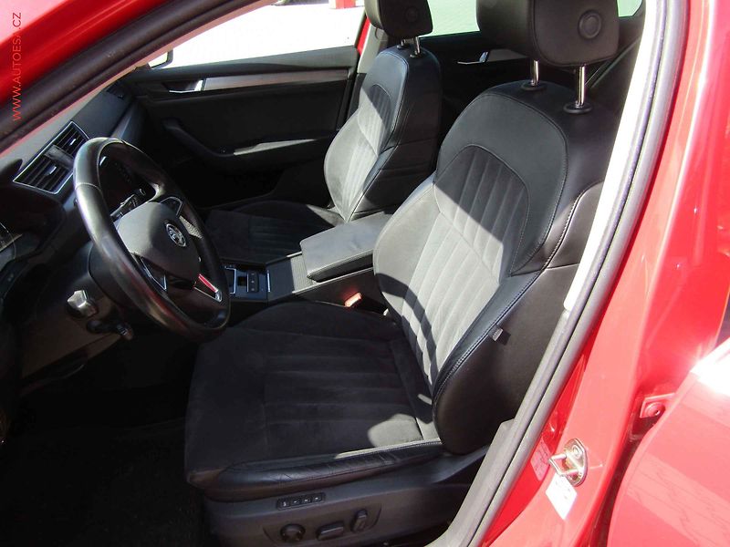 Škoda Superb (2019) 2.0 TDi, ČR, DSG, navi - fotka 9 z 19