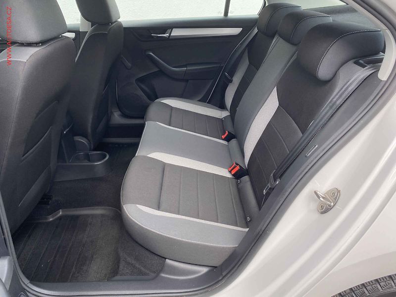 Škoda Rapid (2019) 1.0 TSi, 2.maj,ČR, Ambition - fotka 10 z 14