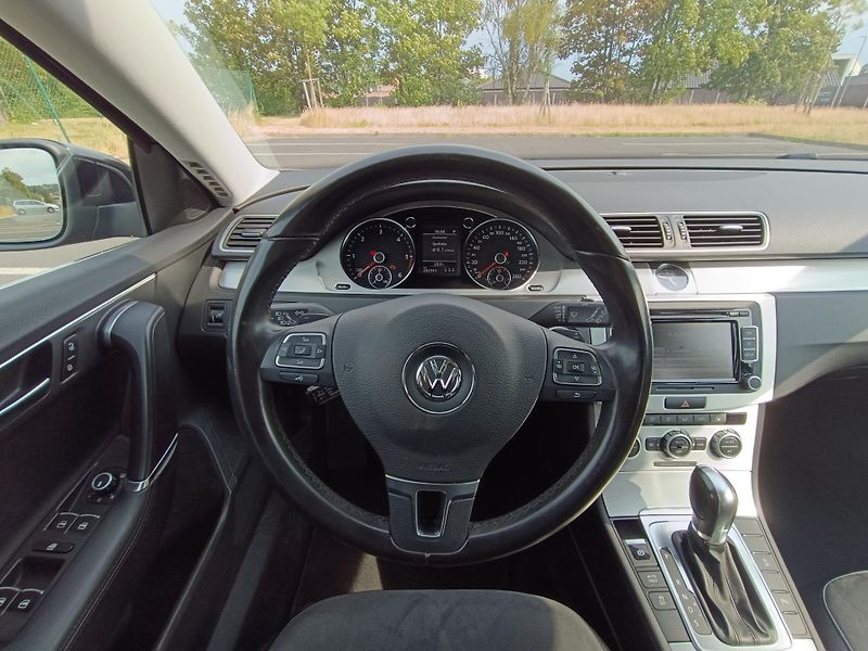 Volkswagen Passat (2013) VW Passat 2.0 TDI 4Motion DSG - fotka 16 z 32