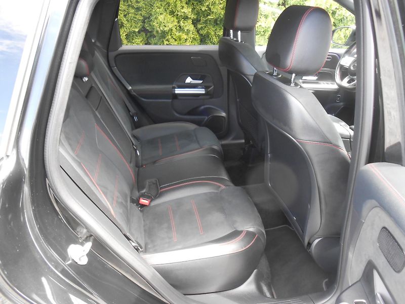 Mercedes-Benz Třídy B 2.0D AUTOMAT,AMG Paket,66TKm!! - fotka 20 z 42