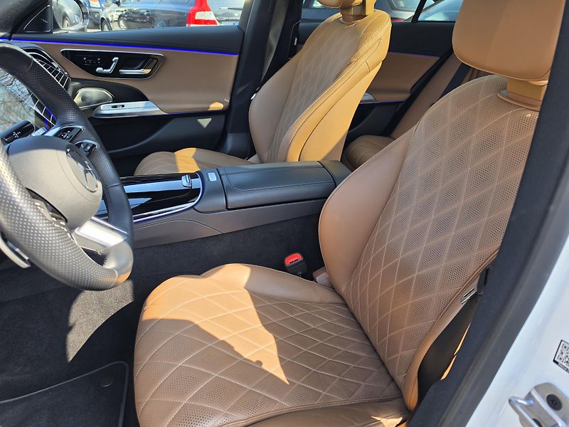 Mercedes-Benz Třídy E 220CDI AMG Nappa Burmester 4D - fotka 15 z 21