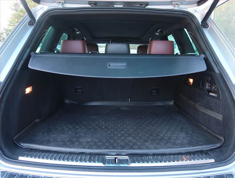 Volkswagen Touareg (2013) 3.0 TDI, 4X4, Automat, Navi - fotka 14 z 18