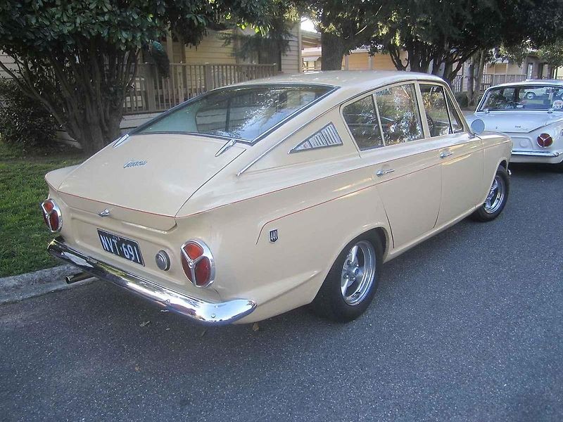 Ford Consul Cortina Mk I z roku 1963. Foto: Wikimedia Commons, Andrew Bone, CC BY 2.0