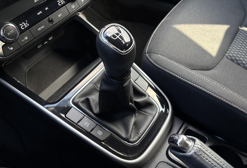 Škoda Fabia 1.0 TSI / 70 kW Style Plus - fotka 19 z 20