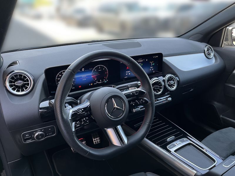Mercedes-Benz GLA 200 d AMG Style Edition - fotka 10 z 18