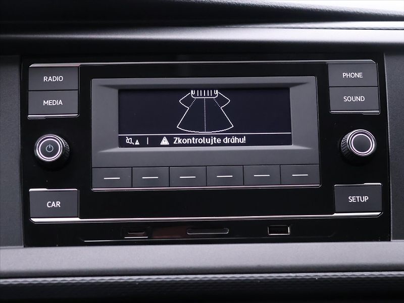 Volkswagen Transporter 2,0 TDI 9-Míst Klima 1.Maj DPH - fotka 25 z 36