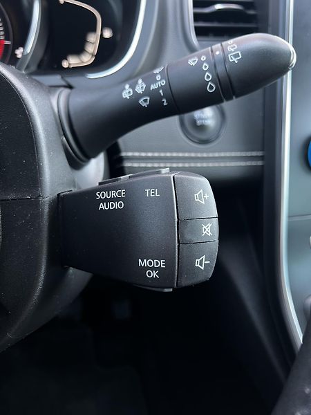 Renault Grand Scénic 1.3TCe 103kW Intense 7-Míst TZ - fotka 11 z 29