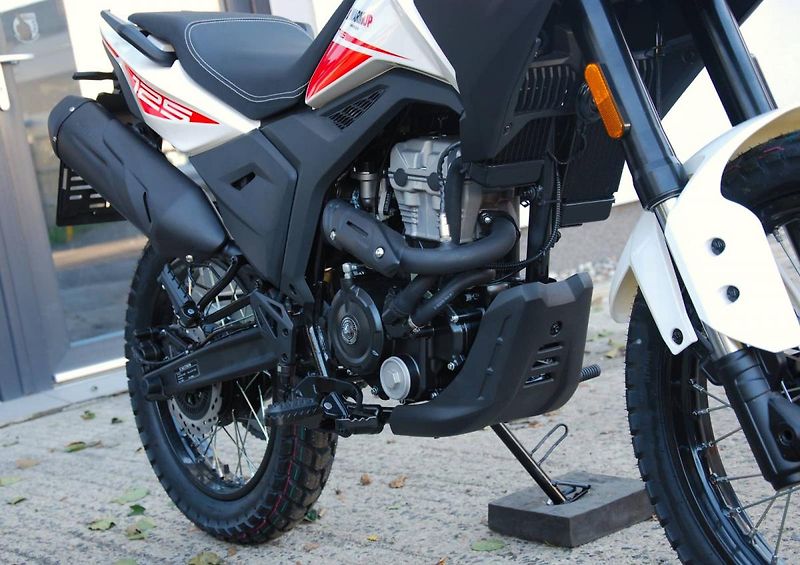 Morbidelli T 125 enduro (2026) T125 Enduro - fotka 15 z 25