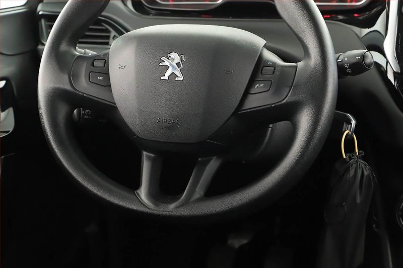 Peugeot 208 (2012) 1.4 VTi, CZ doklady - fotka 7 z 13