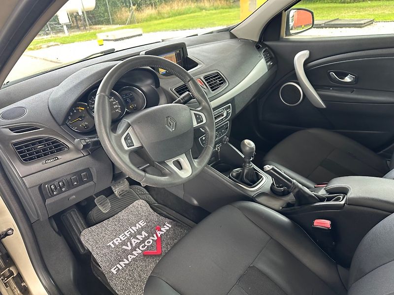 Renault Fluence (2011) 1.5DCi NAVI, GARANCE KM - fotka 9 z 16