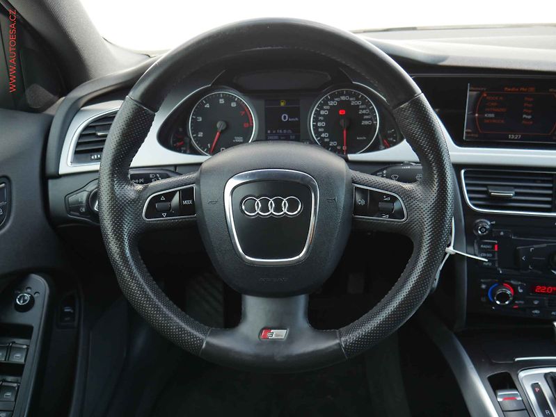 Audi A4 (2008) 3.2 FSi Quattro, ČR, S-line - fotka 13 z 20