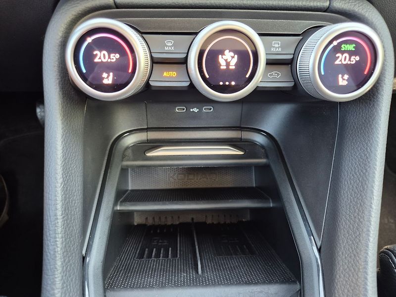 Škoda Kodiaq 2,0 TDI DSG 4x4 142kW, Exclusi - fotka 36 z 38