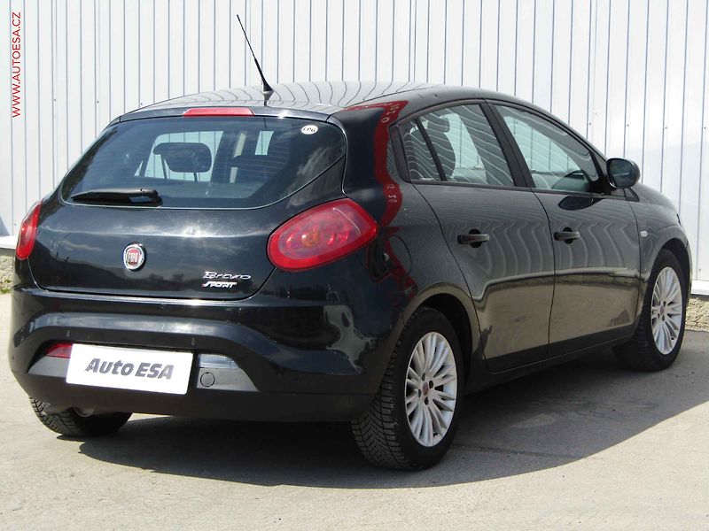 Fiat Bravo (2010) 1.4 i, AC - fotka 4 z 15