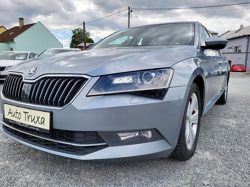 Škoda Superb III 2.0 TDi 110kW AMBITION *ČR - fotka 32 z 44