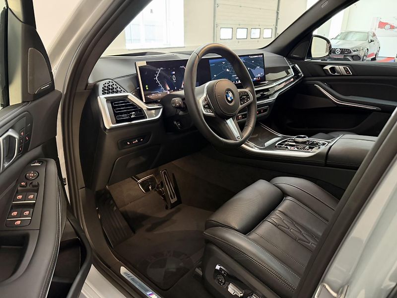 BMW X5 xDrive40d M-PRO Individ. Gar.+ - fotka 18 z 50