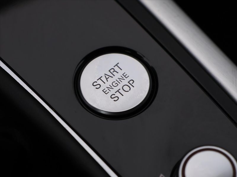 Audi A7 3,0 TDI 200kW Quattro S-Tronic - fotka 28 z 37