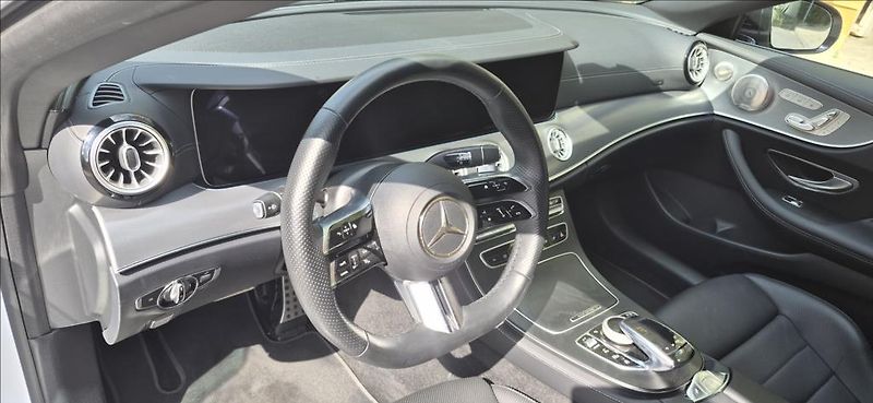 Mercedes-Benz Třídy E 2,0 AMG Style  Night Edition - fotka 7 z 15