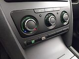 Škoda Octavia (2009) Ambiente 1.6 - náhled 16