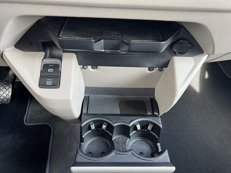 Volkswagen Multivan (2024) 2,0TDi 110kW BULLI DSG - fotka 22 z 44